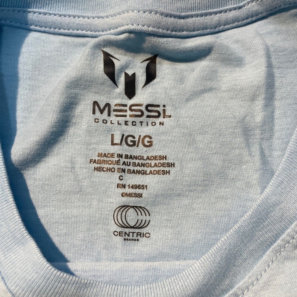 Messi Collection T-Shirt Mens Large Air Blue Legend GOAT Graphic MSM0032USJ NWT - Picture 5 of 7